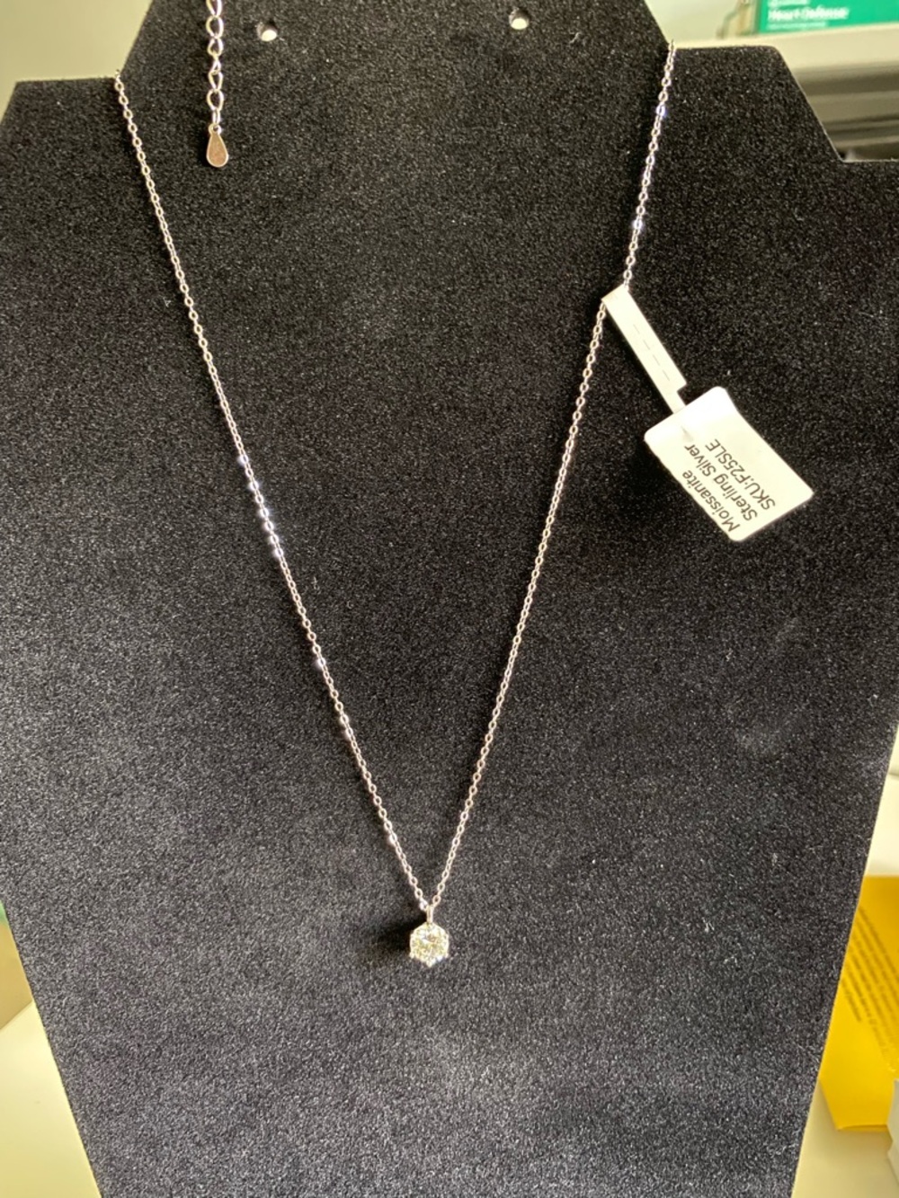 Classic 1 Carat Solitaire Moissanite Pendant Necklace in Silver - Picture 2 of 6